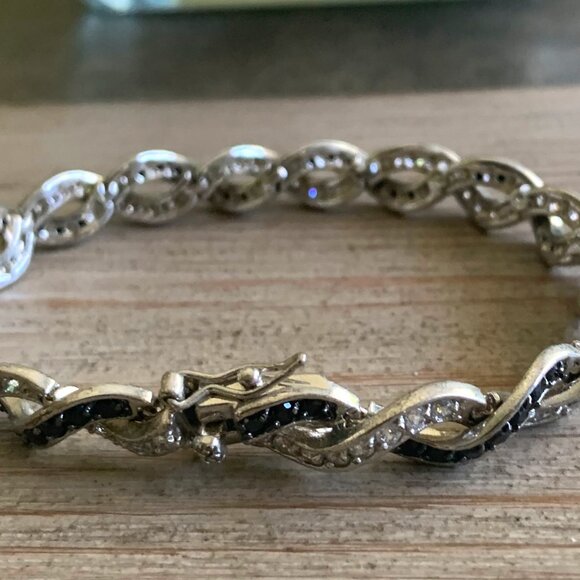 Vintage Bracelet Faux Gems Excellent Condition - Picture 12 of 12